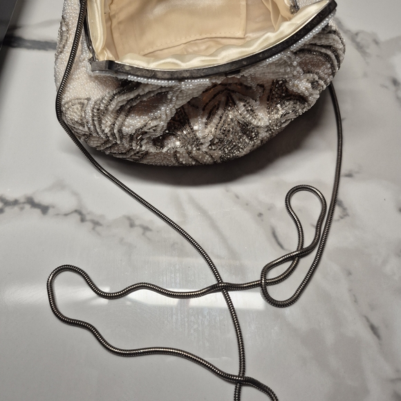 Beaded Clutch White and Silver - Picture 5 of 7